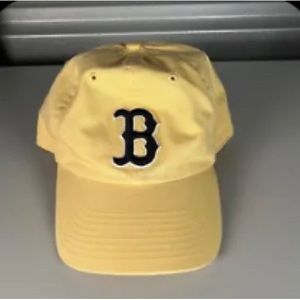 Brand New Rare Yellow Boston Red Sox hat